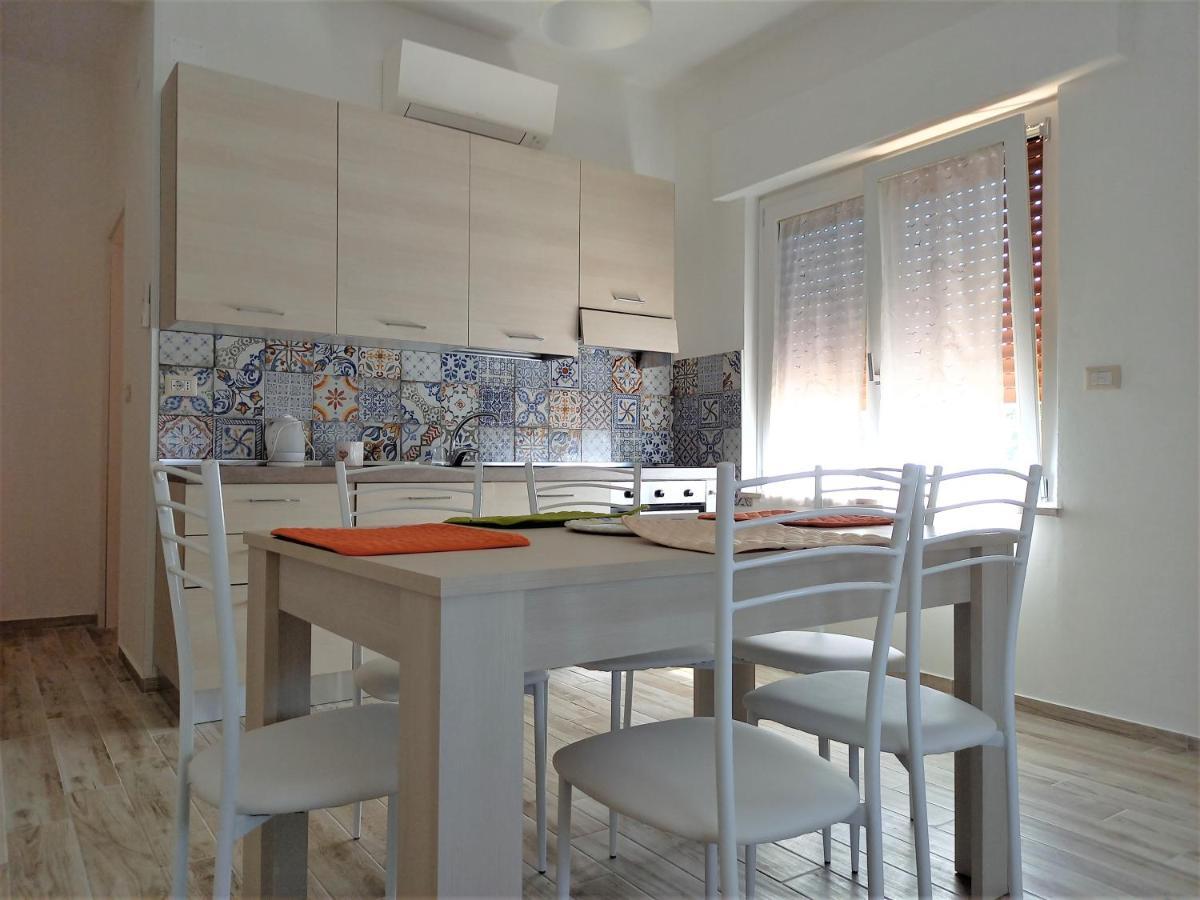 B&B La Vela Villa Rosa Di Martinsicuro Экстерьер фото