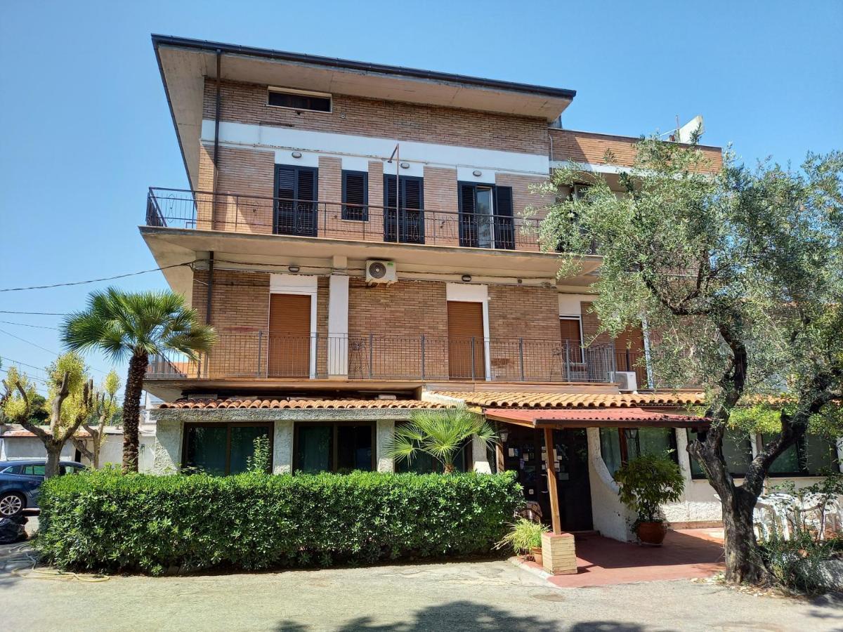 B&B La Vela Villa Rosa Di Martinsicuro Экстерьер фото