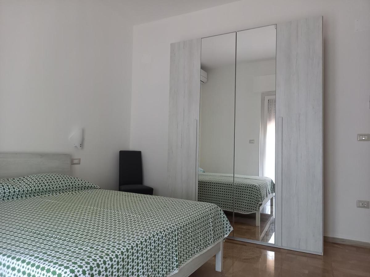 B&B La Vela Villa Rosa Di Martinsicuro Экстерьер фото