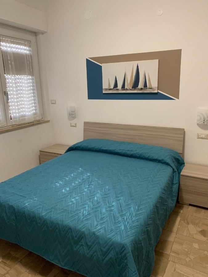 B&B La Vela Villa Rosa Di Martinsicuro Экстерьер фото