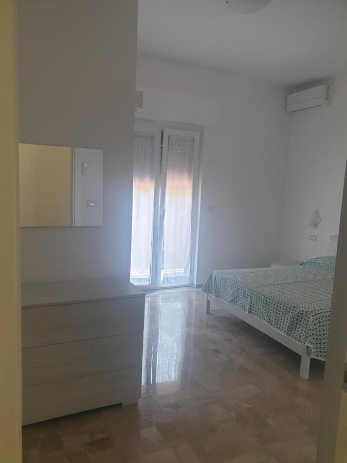 B&B La Vela Villa Rosa Di Martinsicuro Экстерьер фото
